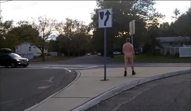 Naked in public - video 27