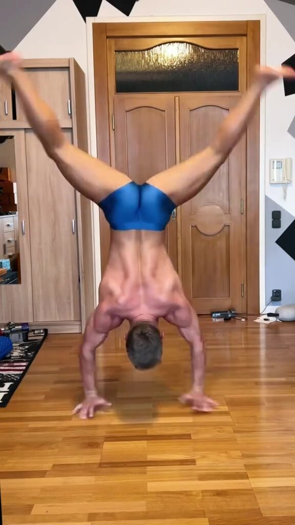 Contorsionista - video 2