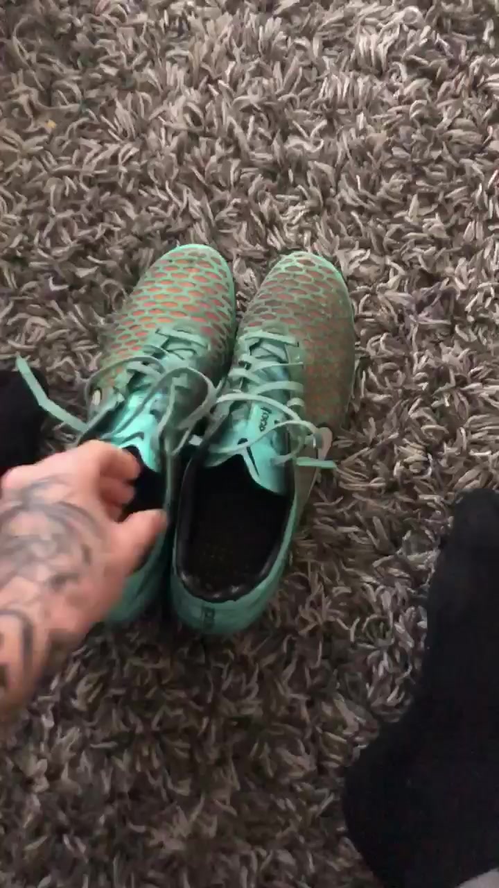 Footy boots