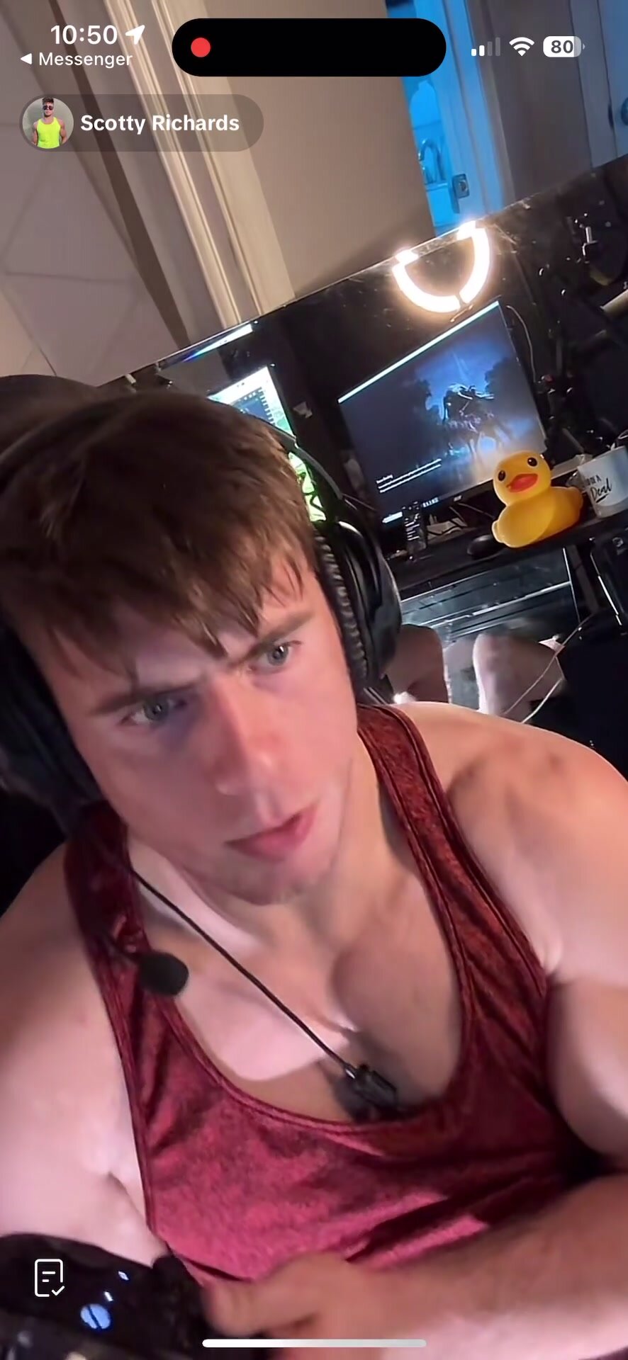 Streamer jerks off on live part 1