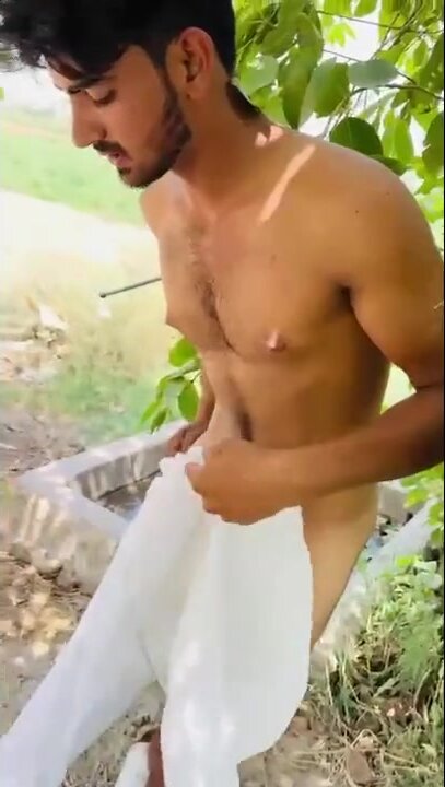 Tubwell boys flash cock