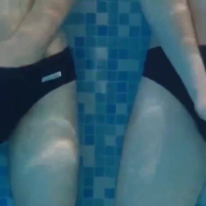 The pool party I would go to - underwater