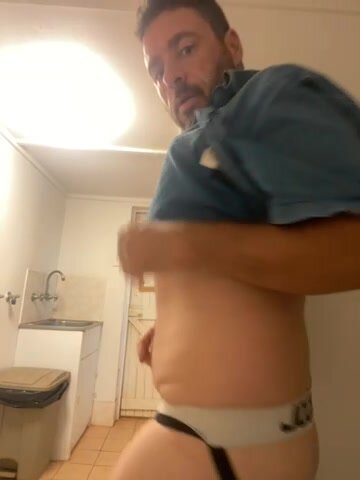 Gooner fag shows his asshole