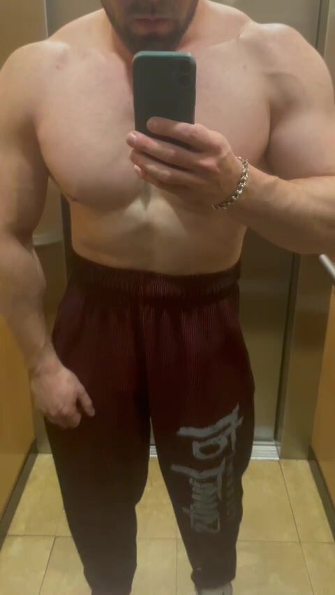 Pec bounce 2 - video 2
