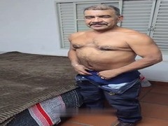 hairy macho big-dicked grampa fucks younger fag\