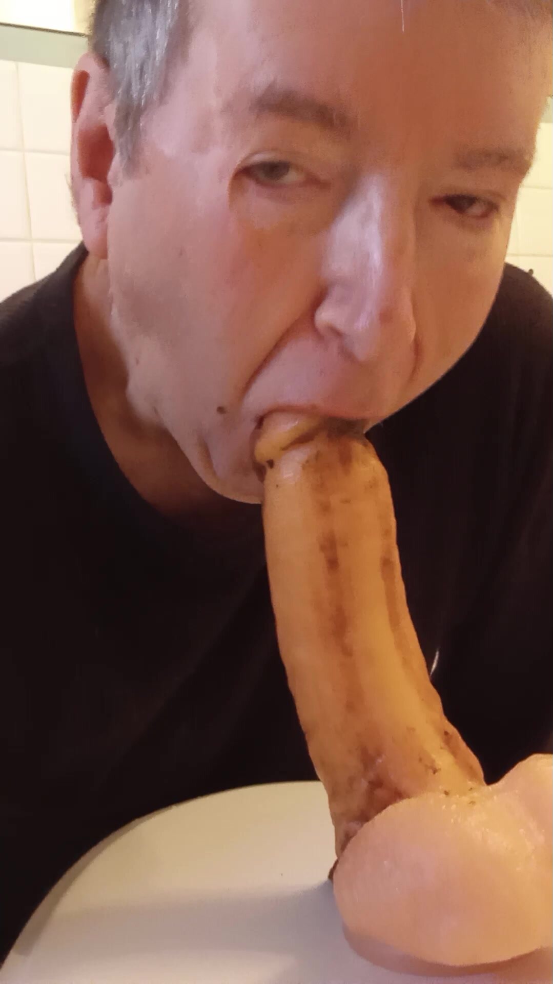 slut nagy ready to give guys a dirty fuck