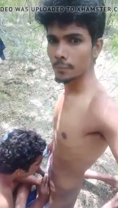 CUTE DESI GETTING DICK SUCKED (no cum)