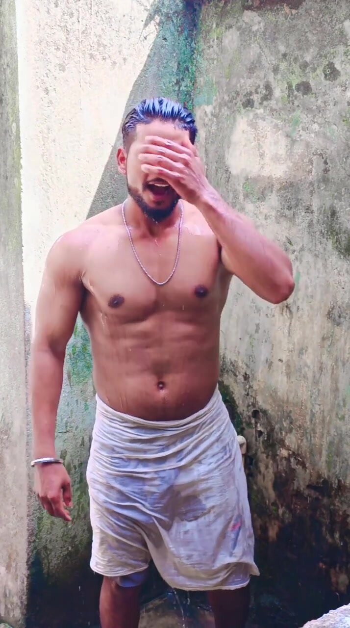 Paki bathing - video 22