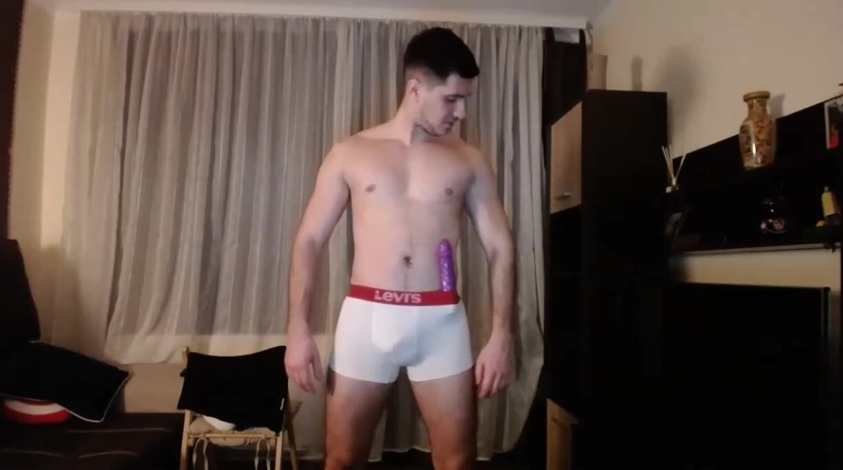 Cam show with dildo