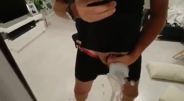 Mirror cumshot - video 6
