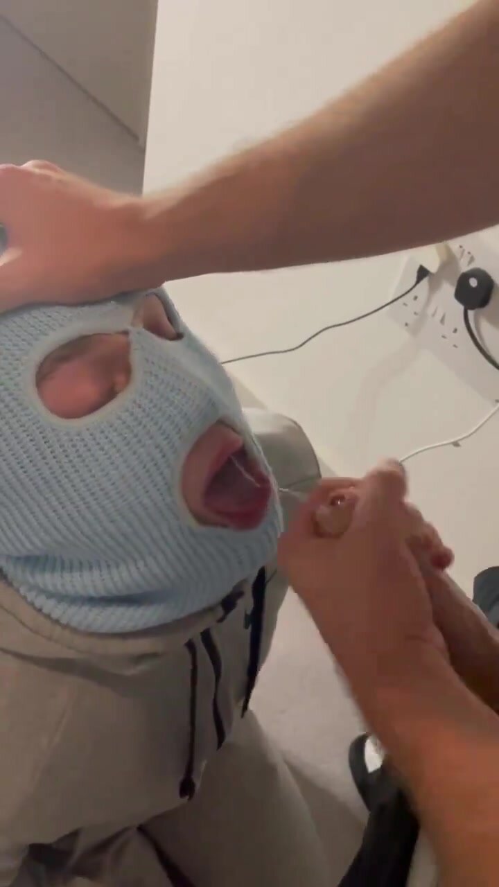 Cumming big load in Friends Face