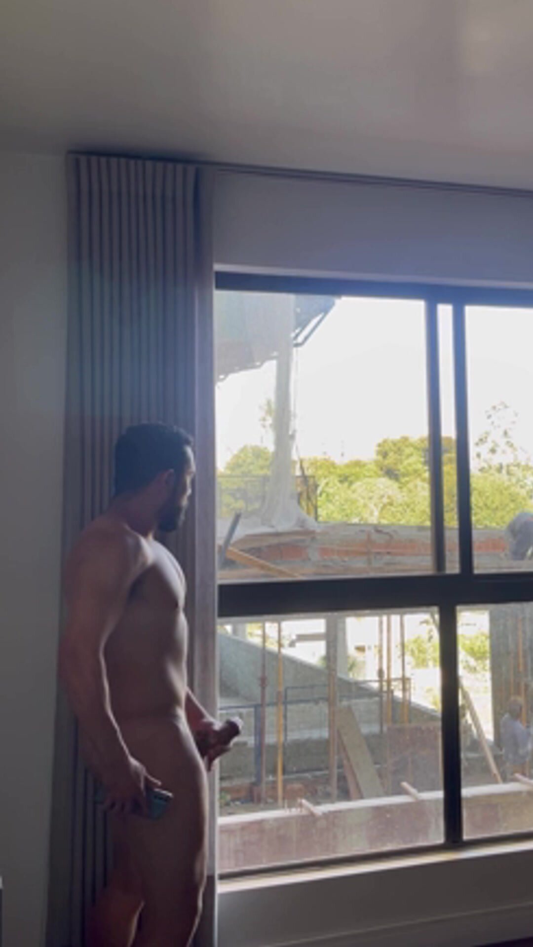Hot Daddy Jerking Off In front Off Construction Workers
