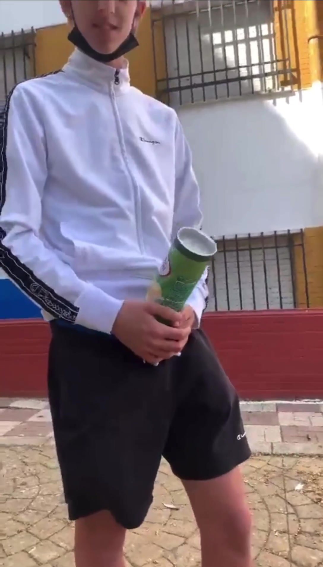 Who wants a big uncut pringles