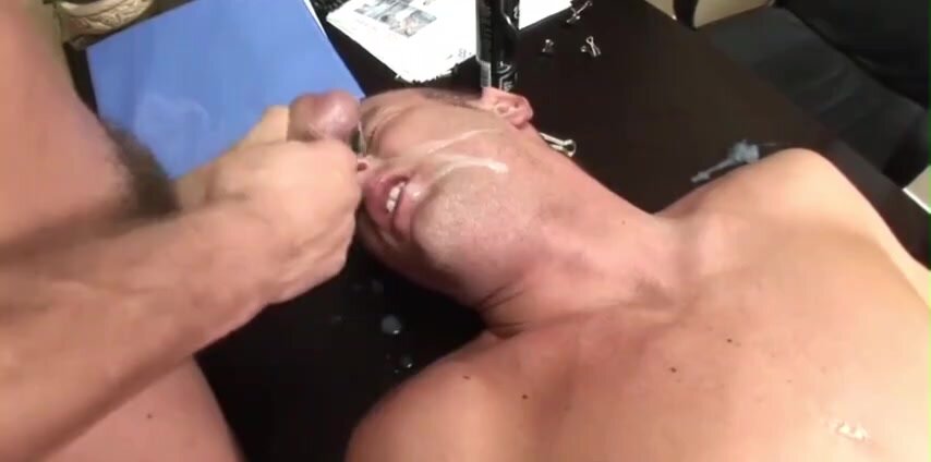 Huge Cumshot on Face