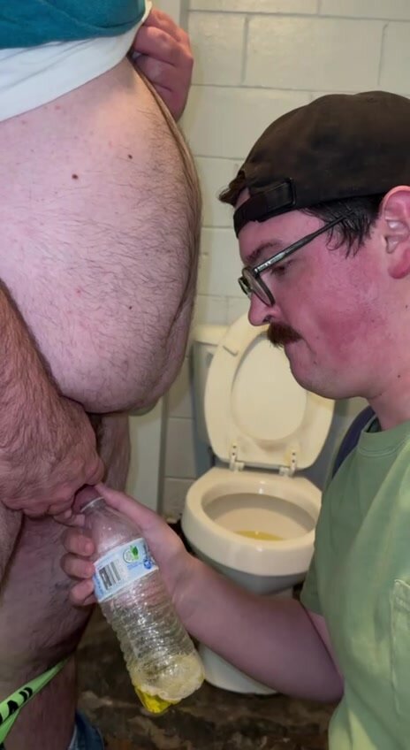 Gas station urinal - video 2