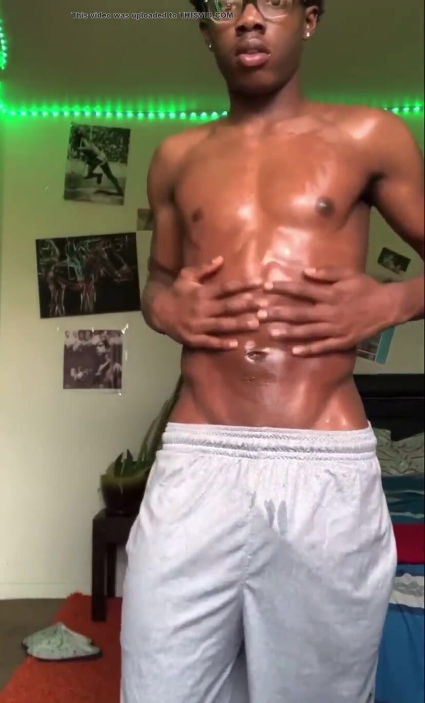 Dreamy Black Twink 3