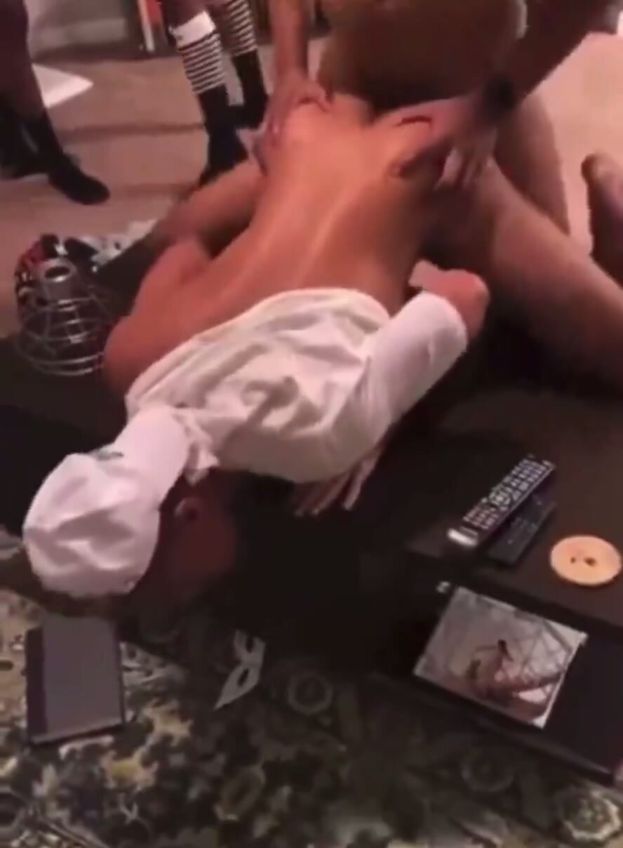DL getting fucked like a bitch