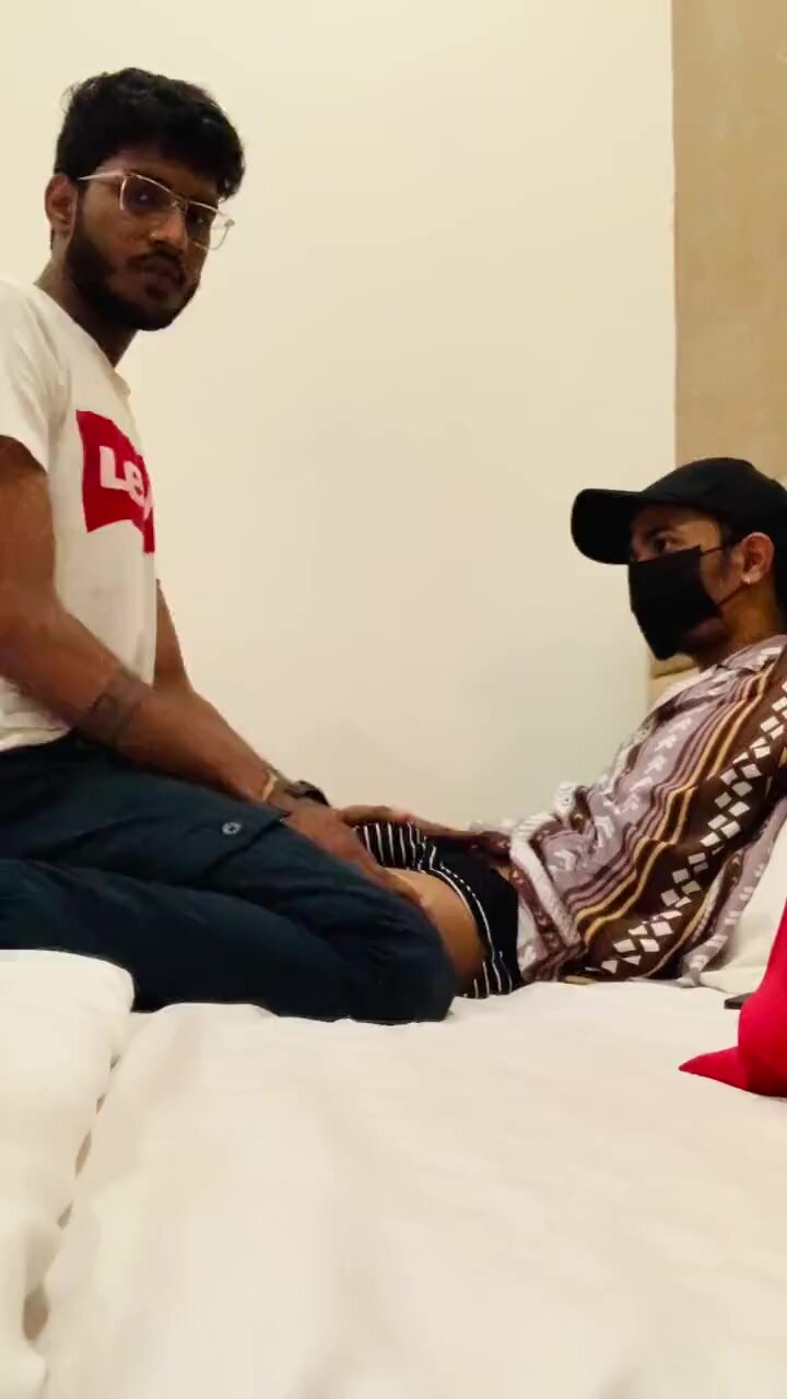 Indian Blowjob - video 5