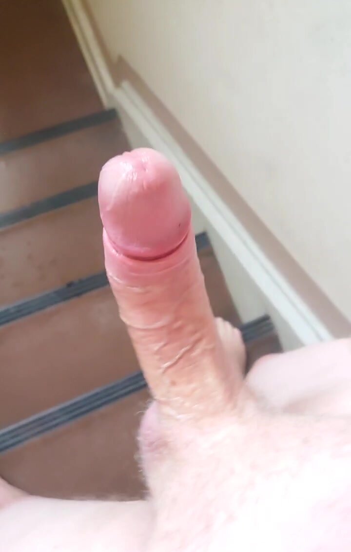 dude naked jerk off and cum on the stairs