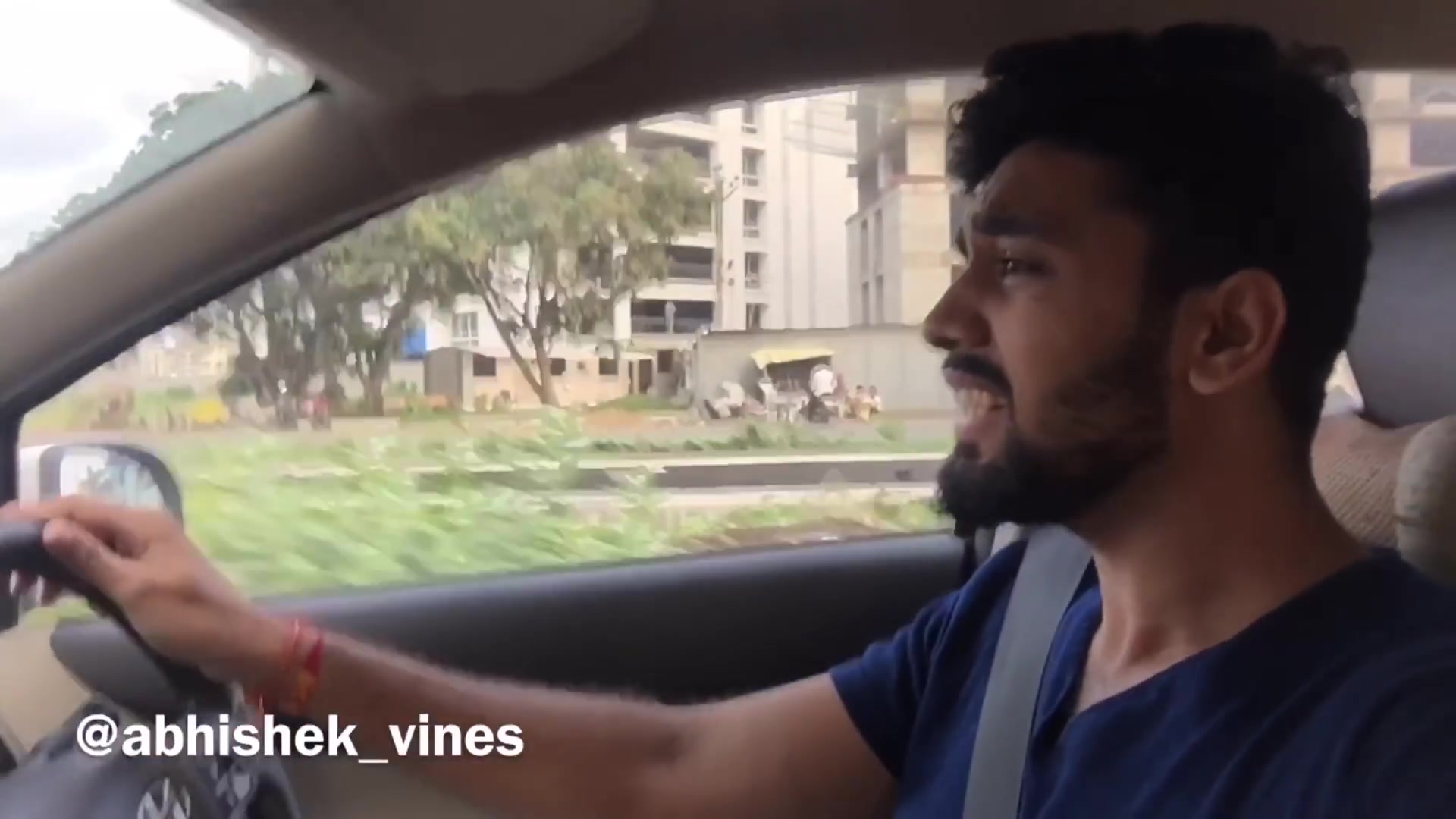 An Indian gotta pee in the traffic (Comedy skit)