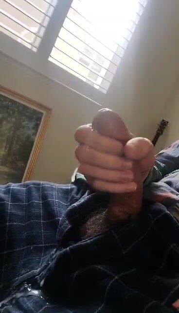 Incel shoots ropes on his pants II