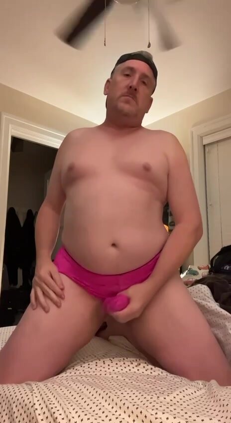 Daddy faggot shows his asshole in pink panties