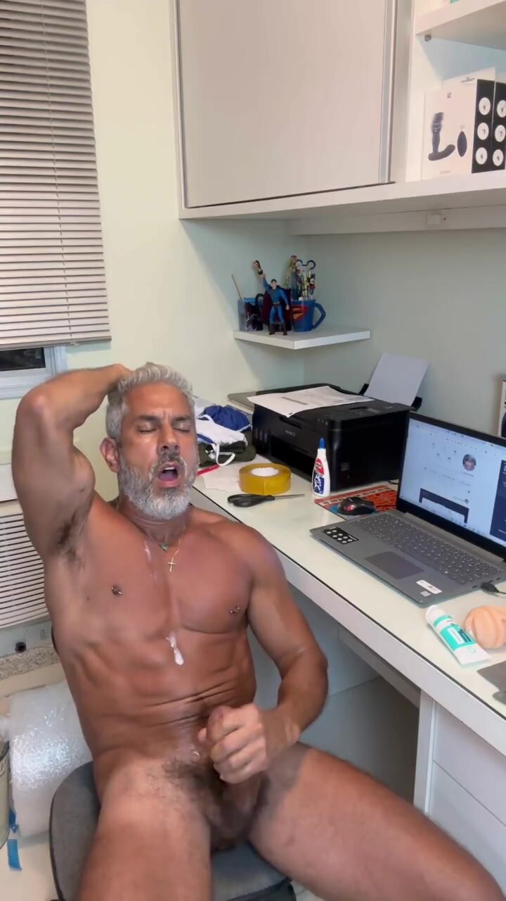 Daddy Bator Blowing Load