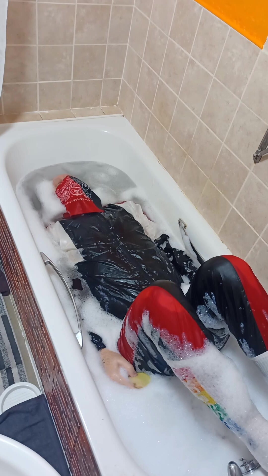BATH/GEAR TIME PT 2