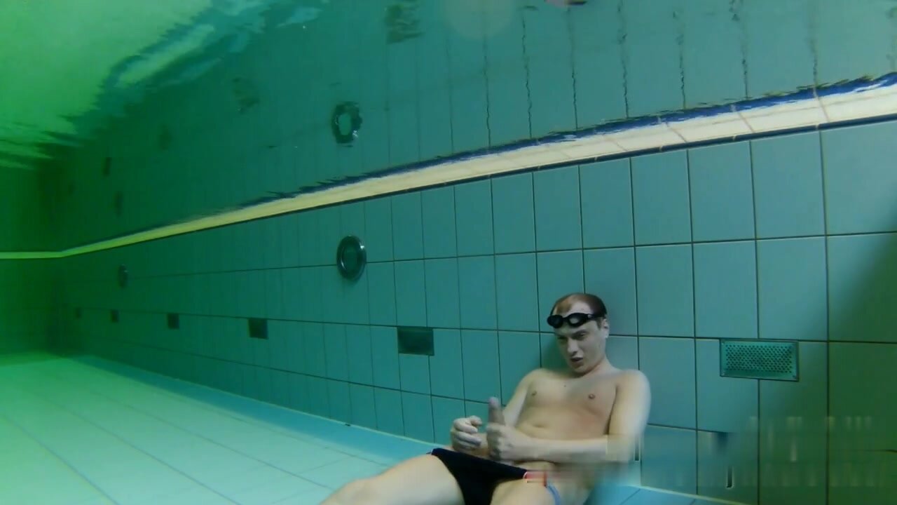 Hotel Pool - video 2