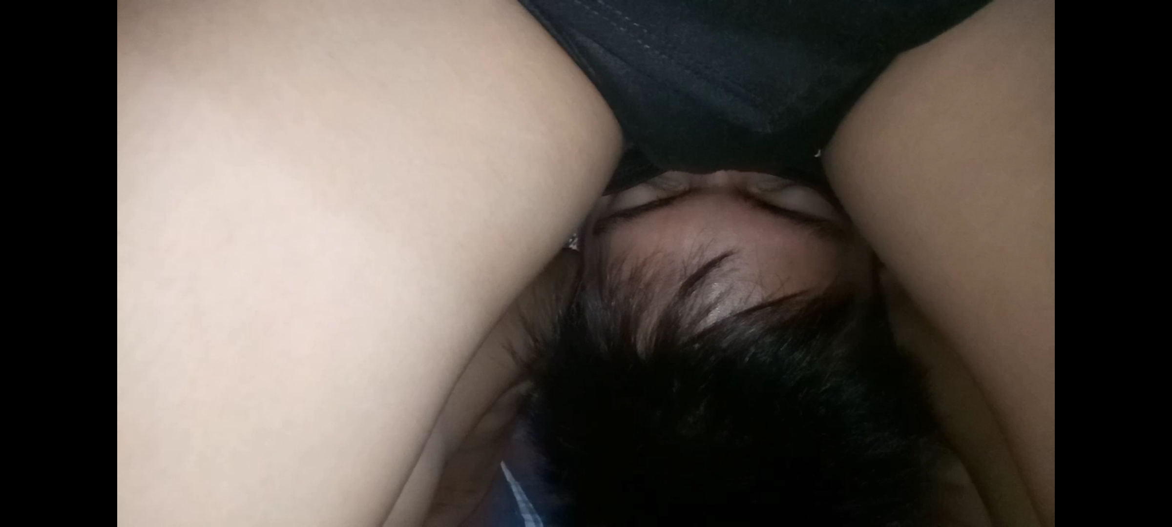 Sister reverse facesit brother - ThisVid.com