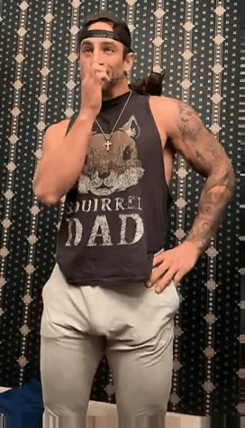 Squirrel Daddy - video 2