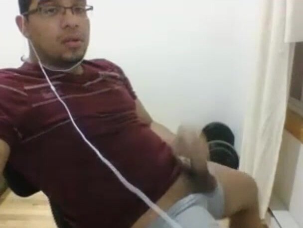Cute thick nerd