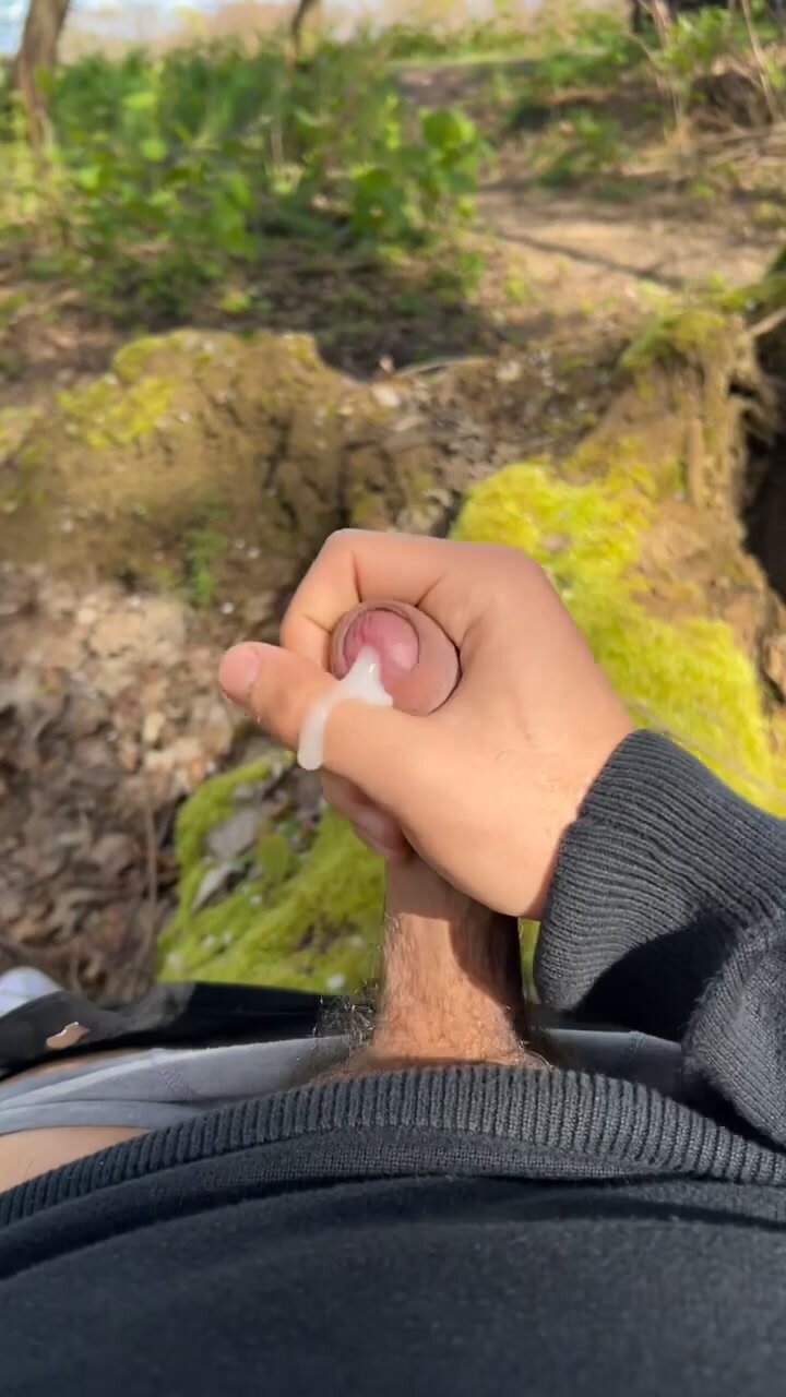 Outdoor barely legal French boy cum