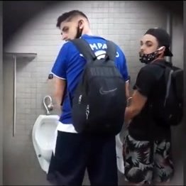 Public toilet - video 15