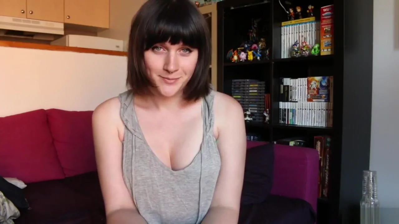 Sexy mom - video 2 - ThisVid.com