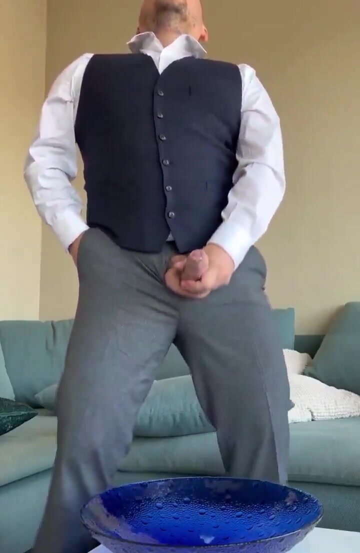 Daddy in suit blows his load