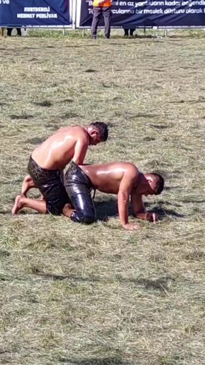 Turkish oil wrestling -02-