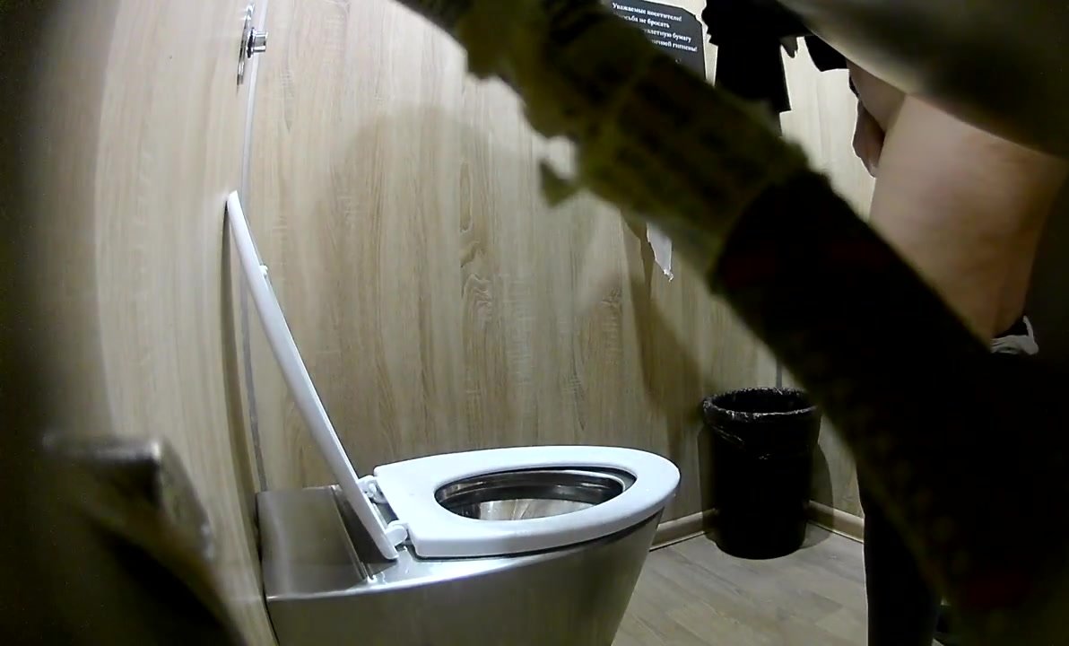 Hidden cam.- Street Public Toilets - ThisVid.com