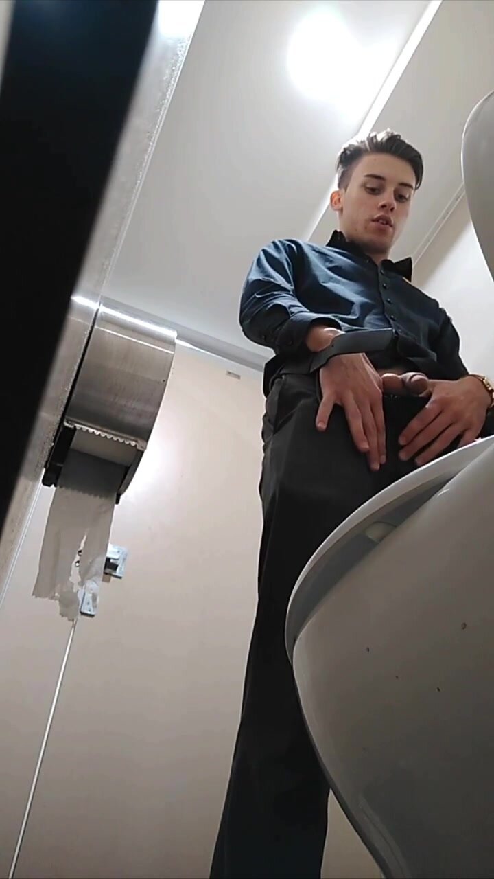 Twink filming himself pissing in public