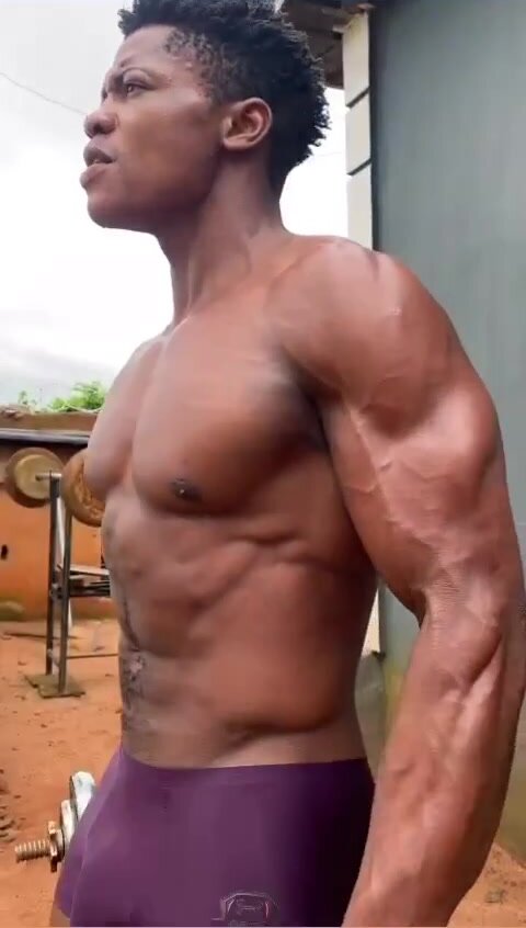 Muscle hunk training outdoor