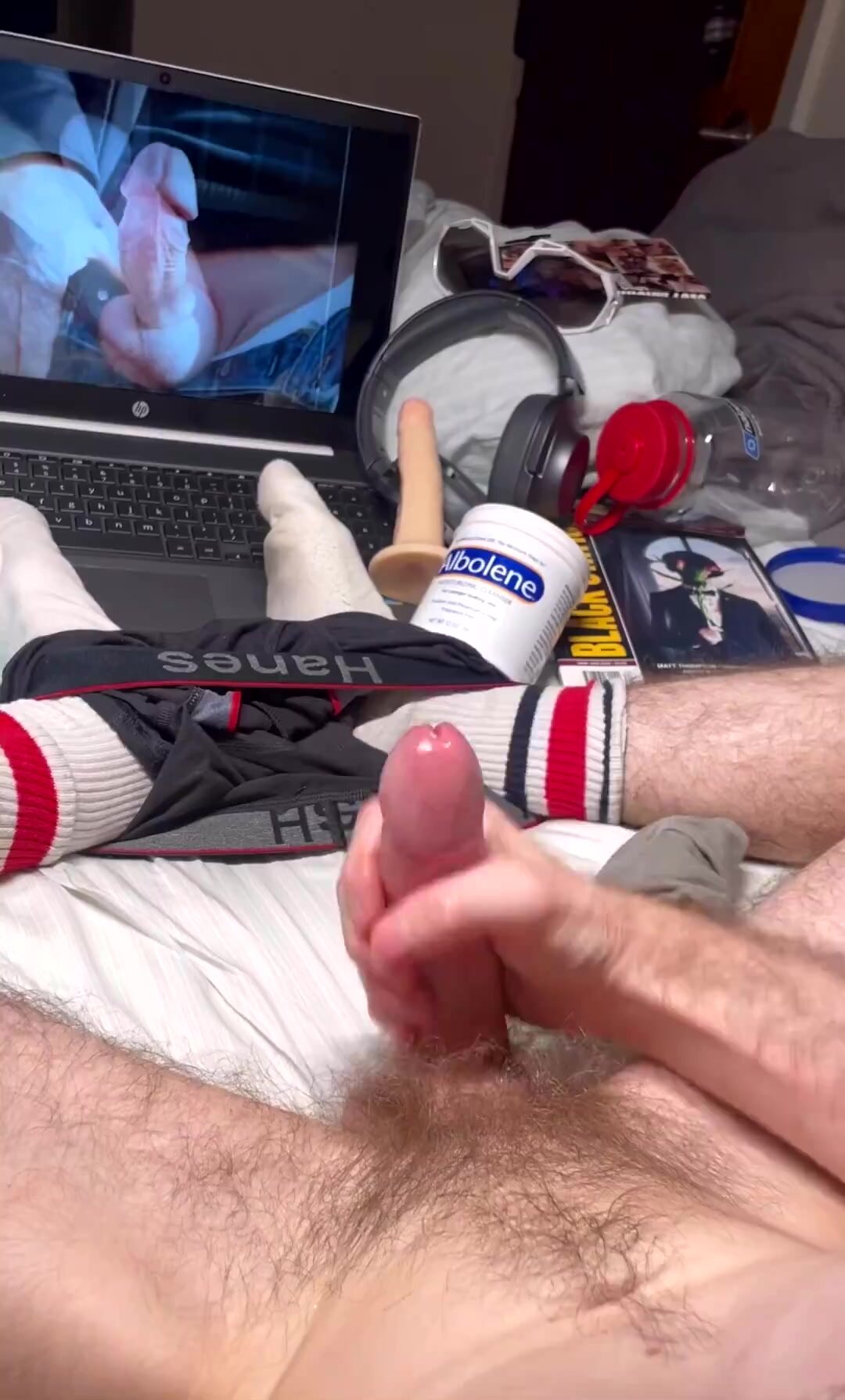 BATOR BRO GOONS ON HIS HAIRY DONG AND PERVS OVER PENIS