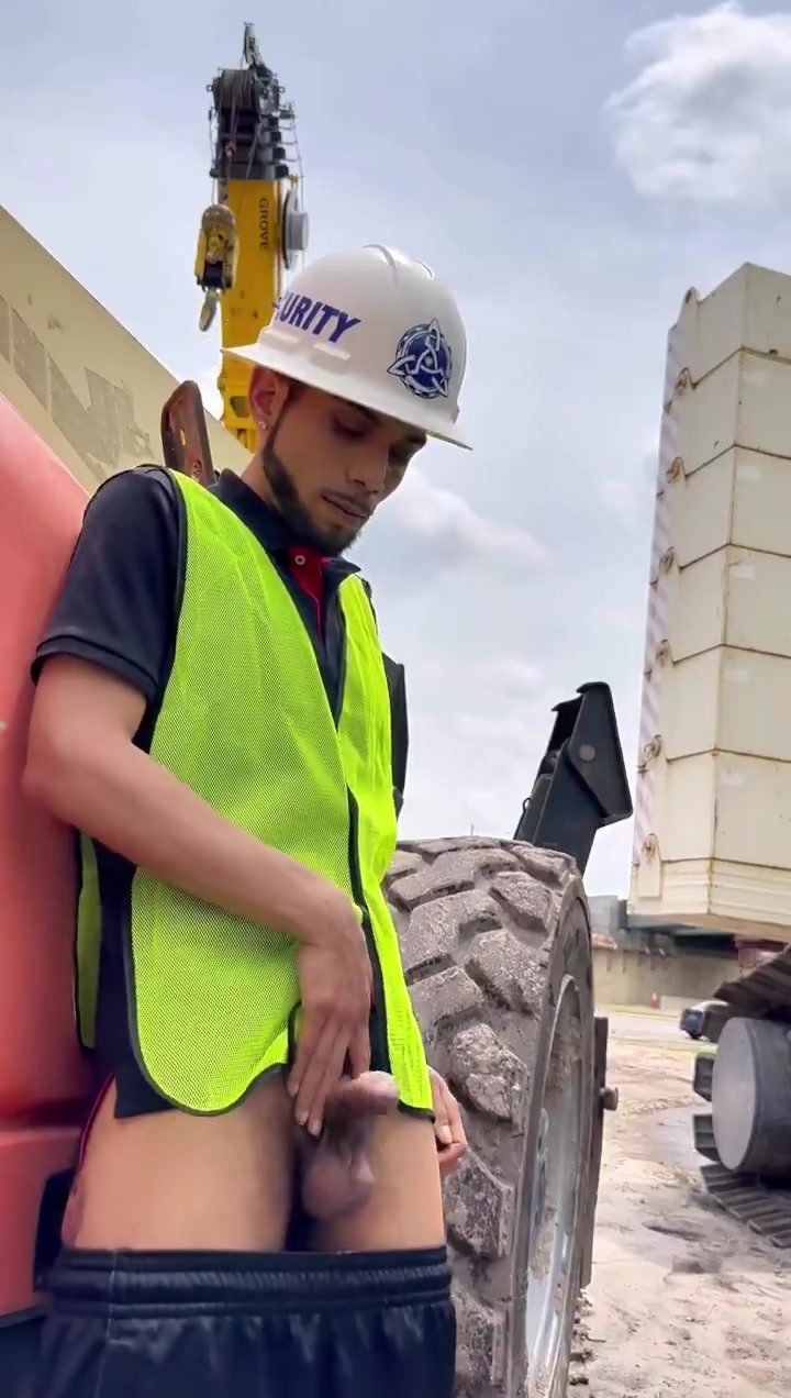 Even Workers Gotta Nut
