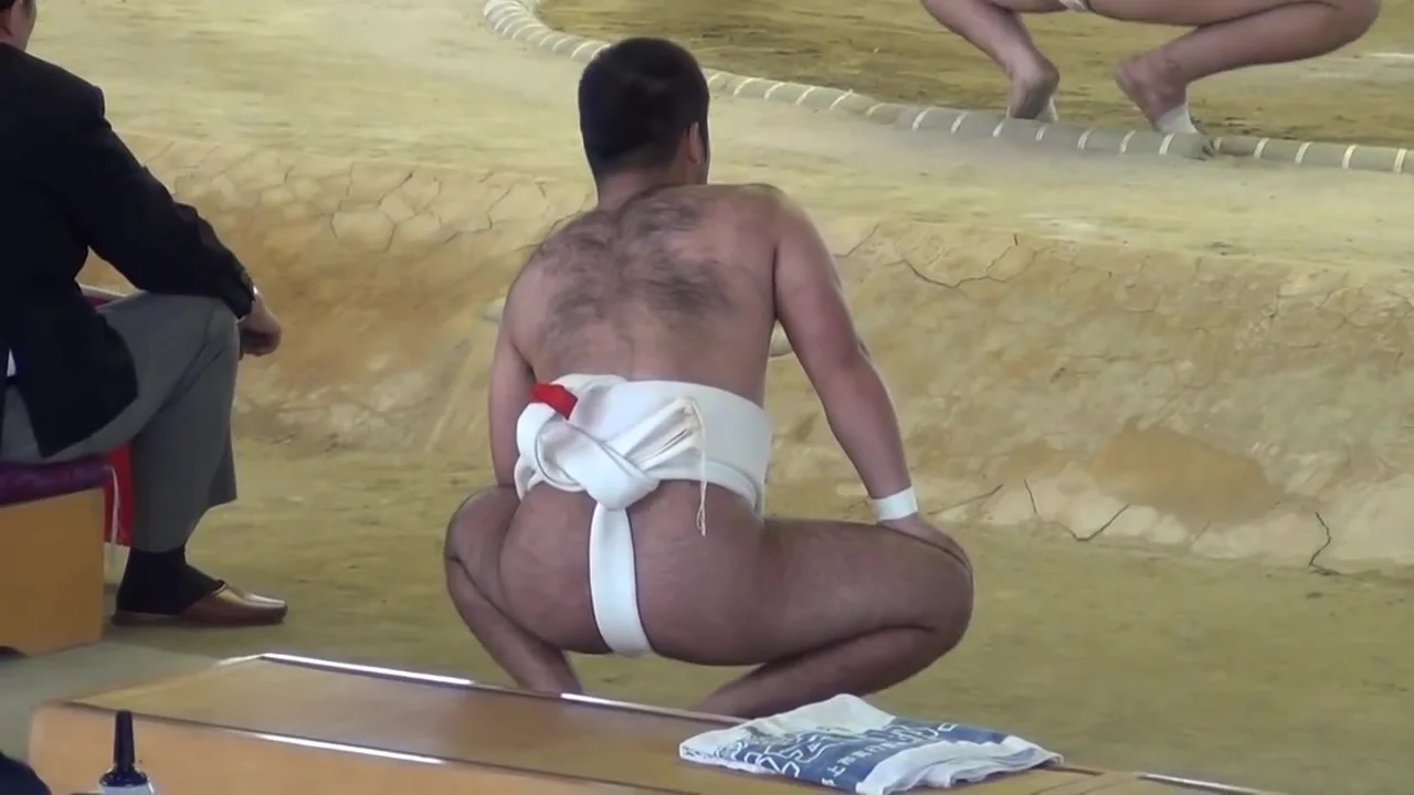 Sumo wrestler nude