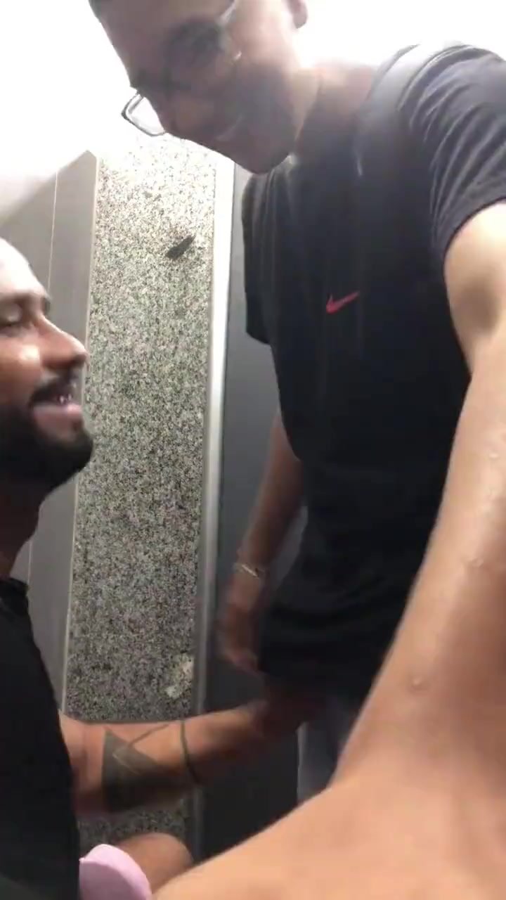 Guys First Blowjob In A Stall