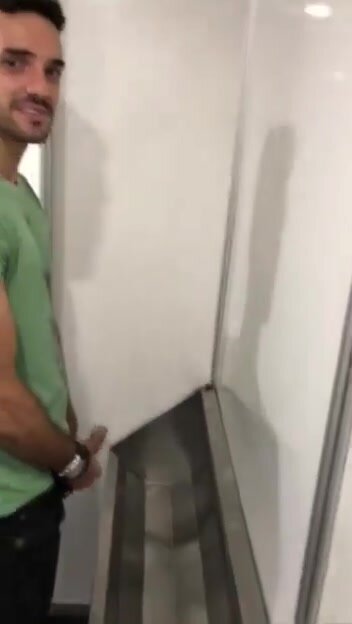 Urinal Peeper Caught