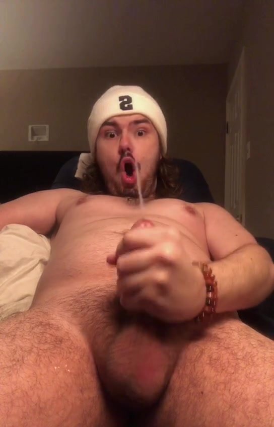 Small cock gooner faggot busts a nut