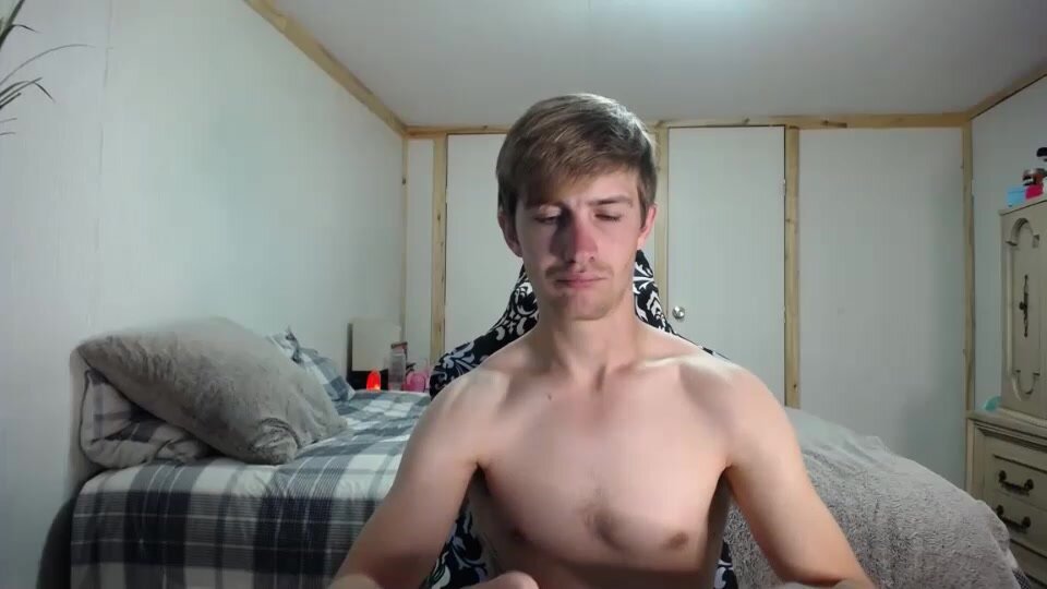 Hung Young White Guy Cums