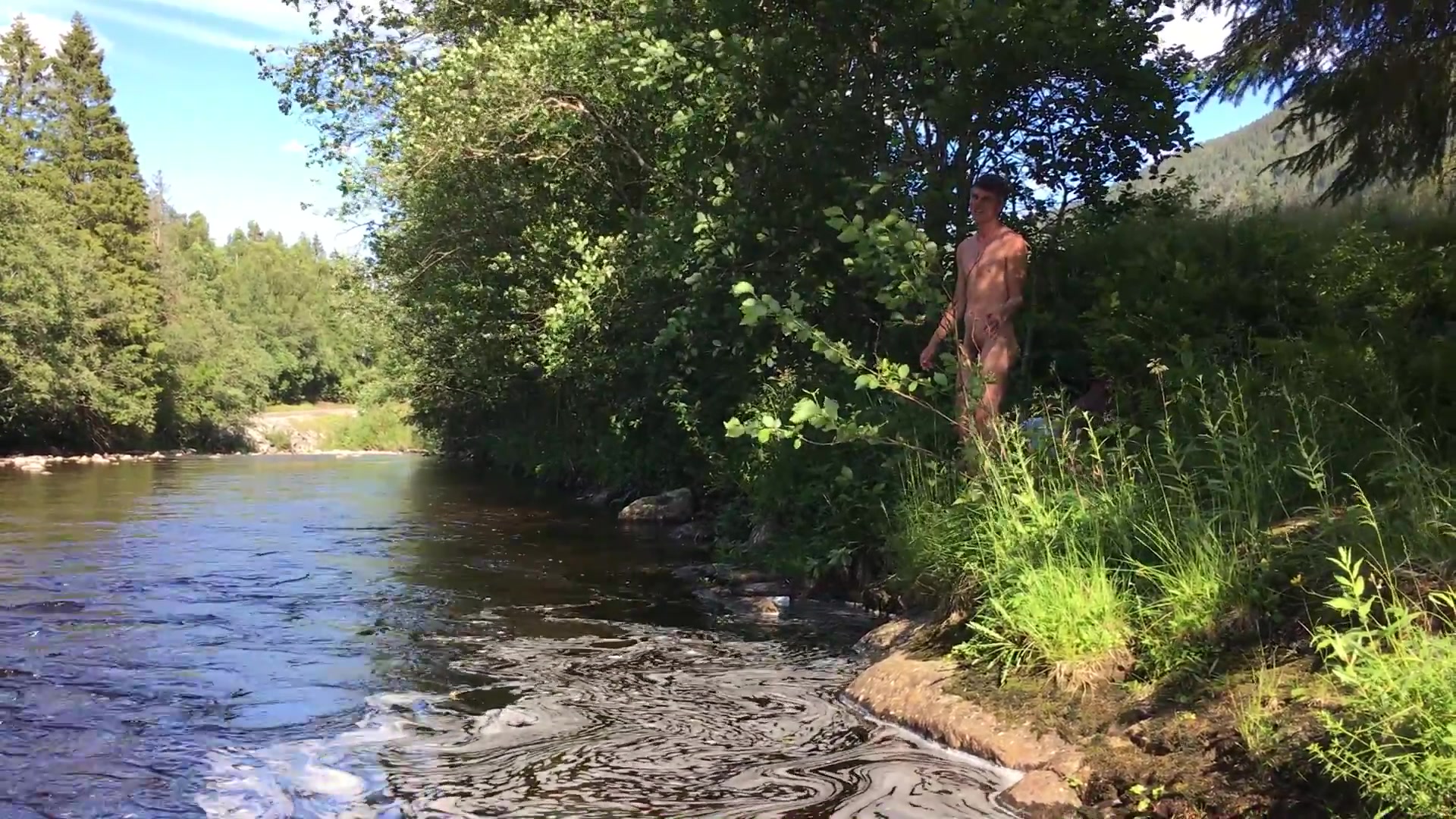 Nude river bath - ThisVid.com