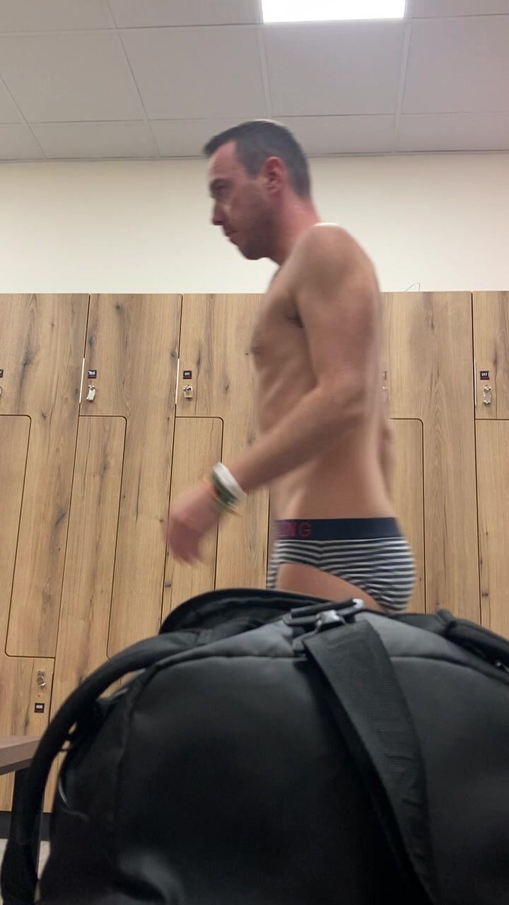 Spy man dressingroom