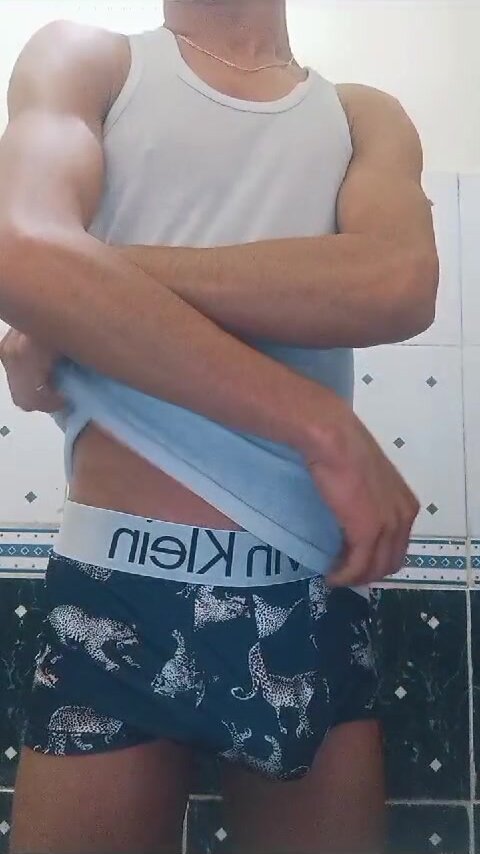 showing off - video 58